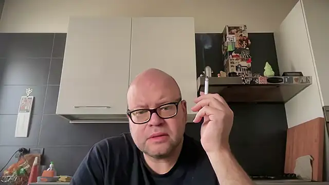 theitalianbear online show from November 16, 10:32 am