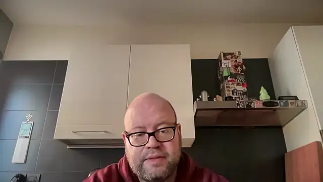 theitalianbear online show from February 2, 3:00 pm