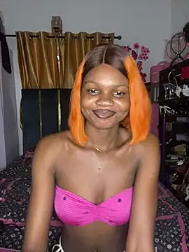 Snapshot of AshleyTendai chatting on July 27, 10:44 am AshleyTendai online show from July 27, 10:44 am