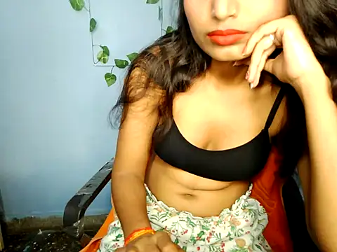 Snapshot of Babiesss_JANU chatting on August 6, 11:34 am Babiesss JANU online show from August 6, 11:34 am
