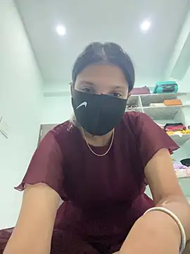 Snapshot of Miss_kanika76 chatting on August 4, 6:32 pm Miss kanika76 online show from August 4, 6:32 pm