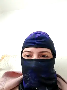 Snapshot of Andreaputa_26 chatting on July 25, 7:55 pm Andreaputa 26 online show from July 25, 7:55 pm