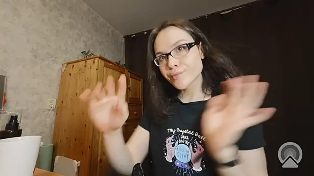 Snapshot of RachelSav chatting on July 29, 7:23 pm RachelSav online show from July 29, 7:23 pm