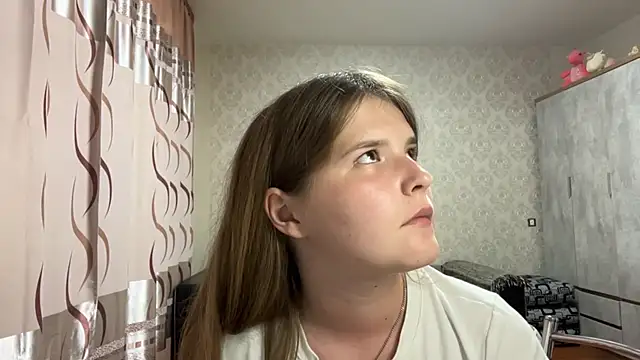 Snapshot of FayePapakostas chatting on July 27, 8:54 am FayePapakostas online show from July 27, 8:54 am