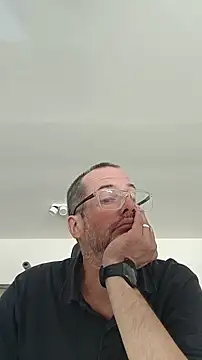 Snapshot of Sadonaut chatting on July 27, 9:16 am Sadonaut online show from July 27, 9:16 am