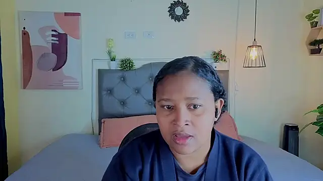 Cataleya Laurent online show from July 30, 1:43 pm