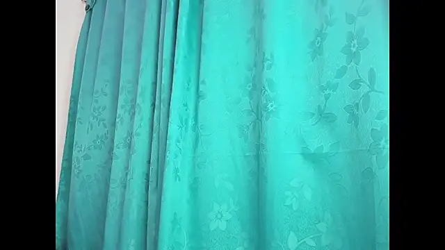 Snapshot of Valeria_wintherr chatting on July 29, 5:16 am Valeria wintherr online show from July 29, 5:16 am
