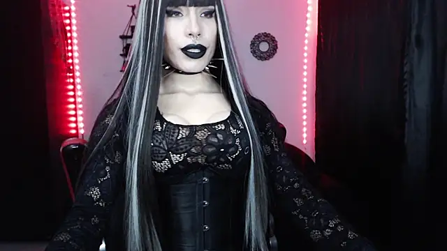 april simons2 online show from December 21, 1:36 am