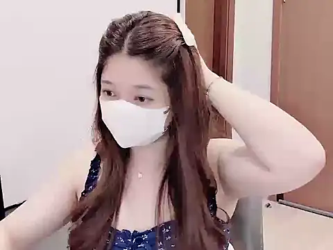 Snapshot of Sakura-20 chatting on July 31, 2:49 pm Sakura-20 online show from July 31, 2:49 pm