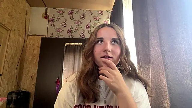 Snapshot of JacquilineSonka chatting on July 31, 9:19 am JacquilineSonka online show from July 31, 9:19 am