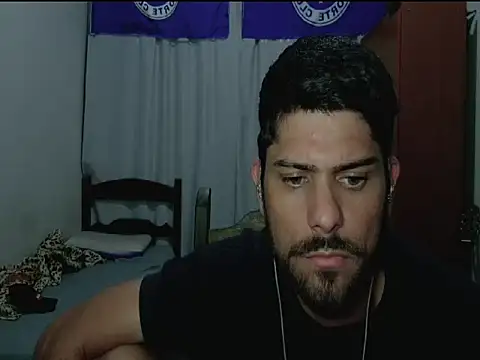 Snapshot of BRUNINHOALMEIDA17 chatting on July 30, 7:07 am BRUNINHOALMEIDA17 online show from July 30, 7:07 am