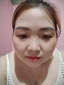 Snapshot of Tindraa1 chatting on August 1, 11:53 am Tindraa1 online show from August 1, 11:53 am