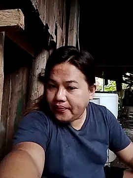 Snapshot of Andrea0414 chatting on February 9, 11:15 pm Andrea0414 online show from February 9, 11:15 pm