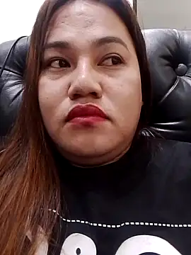 Snapshot of Andrea0414 chatting on February 20, 3:45 am Andrea0414 online show from February 20, 3:45 am