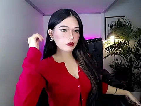 Snapshot of Enchantres_mikay chatting on August 2, 7:51 am Enchantres mikay online show from August 2, 7:51 am