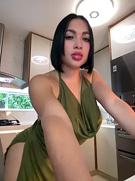 Snapshot of HannaBeckett chatting on March 8, 9:29 pm HannaBeckett online show from March 8, 9:29 pm