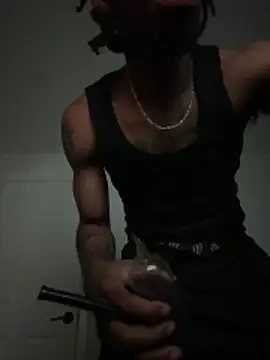 Snapshot of BigdaddyD1400 chatting on March 2, 12:34 pm BigdaddyD1400 online show from March 2, 12:34 pm