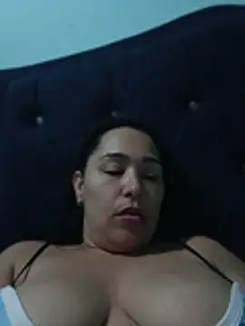 Snapshot of stacy_tz chatting on August 3, 11:26 am stacy tz online show from August 3, 11:26 am