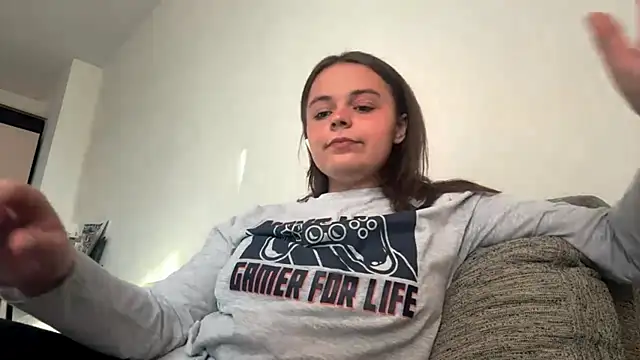 Snapshot of LorileeKaliszewski chatting on August 7, 3:58 pm LorileeKaliszewski online show from August 7, 3:58 pm