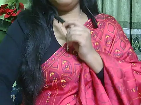 Snapshot of Mukta_010 chatting on August 9, 6:46 pm Mukta 010 online show from August 9, 6:46 pm