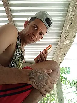 Snapshot of TheBoyfrom512 chatting on August 4, 3:03 pm TheBoyfrom512 online show from August 4, 3:03 pm