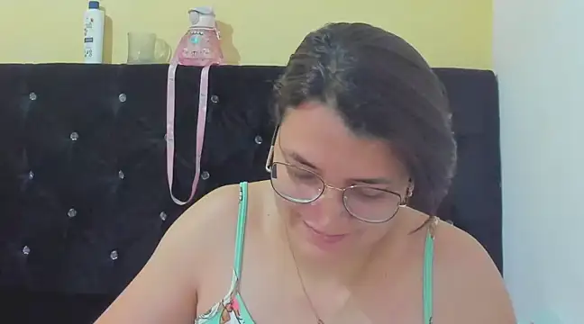 MARILYN GARCIA online show from December 15, 2:27 pm