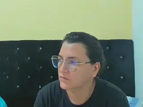 MARILYN GARCIA online show from December 23, 6:27 pm