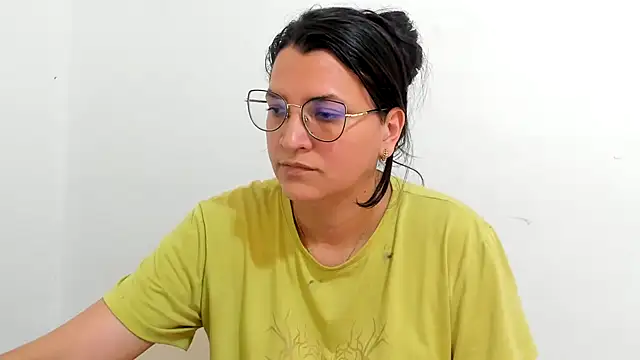 MARILYN GARCIA online show from September 17, 4:19 pm