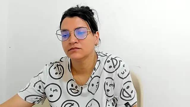 MARILYN GARCIA online show from September 28, 2:55 pm