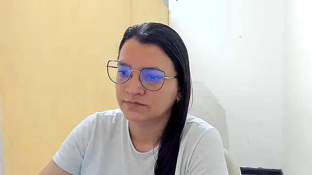 MARILYN GARCIA online show from October 15, 1:22 pm