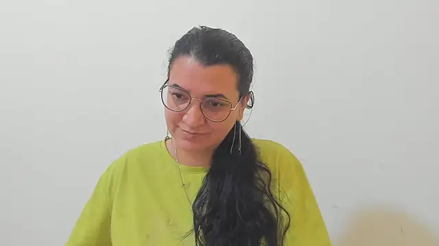 MARILYN GARCIA online show from December 20, 2:02 pm