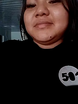 Snapshot of Daliana_11 chatting on August 9, 7:52 pm Daliana 11 online show from August 9, 7:52 pm