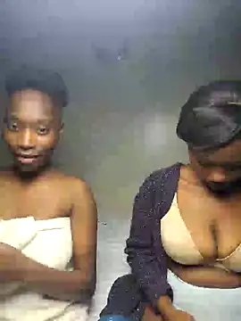 Snapshot of Duo_Desires chatting on August 7, 10:23 pm Duo Desires online show from August 7, 10:23 pm