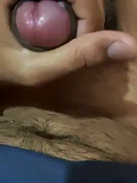 Snapshot of bastardhorny69 chatting on August 6, 8:22 pm bastardhorny69 online show from August 6, 8:22 pm
