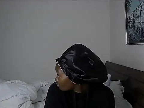 Snapshot of nite_nurse12 chatting on August 8, 6:04 am nite nurse12 online show from August 8, 6:04 am