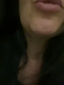 Snapshot of Azzurra1234 chatting on December 11, 4:09 pm Azzurra1234 online show from December 11, 4:09 pm