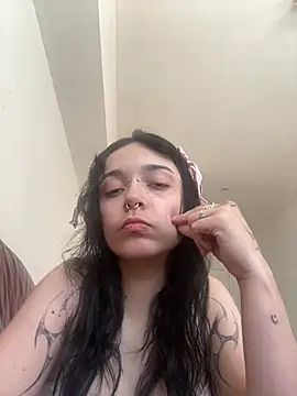 Snapshot of Sakya_mp3 chatting on August 7, 3:14 pm Sakya mp3 online show from August 7, 3:14 pm
