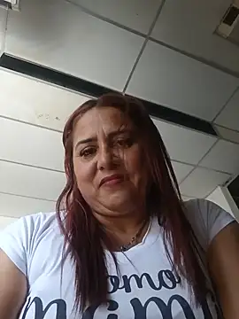 Snapshot of Maibeth_bless chatting on August 9, 3:28 pm Maibeth bless online show from August 9, 3:28 pm