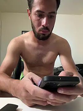 yourboyfriend6999 online show from August 8, 6:21 pm