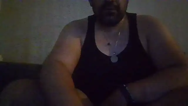 Snapshot of knowduke80 chatting on August 9, 12:34 am knowduke80 online show from August 9, 12:34 am