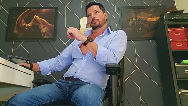 ChrisKox online show from March 10, 6:38 am