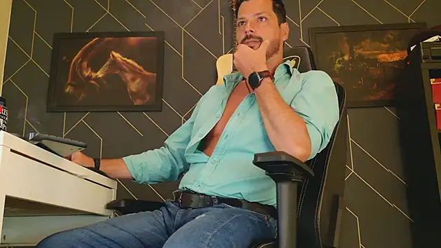 ChrisKox online show from March 11, 8:30 am