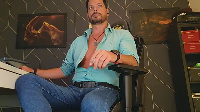 ChrisKox online show from March 12, 10:59 am