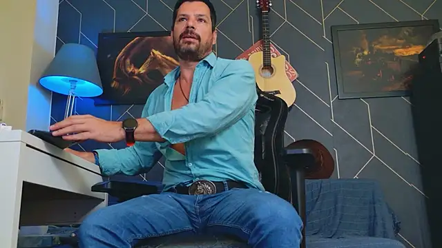 ChrisKox online show from September 26, 5:33 am