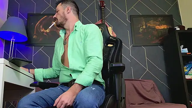 ChrisKox online show from December 5, 5:49 am