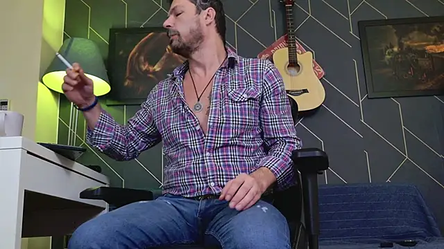 ChrisKox online show from January 13, 3:17 pm