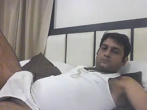 rarindam17 online show from November 30, 2:10 pm