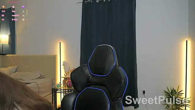 SweetPulse online show from March 4, 8:15 pm