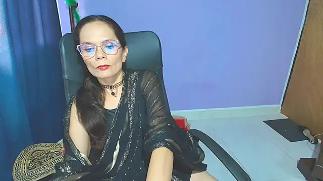 Snapshot of Nattyslave4U chatting on April 9, 8:58 pm Nattyslave4U online show from April 9, 8:58 pm