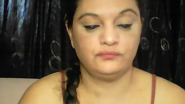 Snapshot of sweetnessangel chatting on November 26, 8:59 am sweetnessangel online show from November 26, 8:59 am